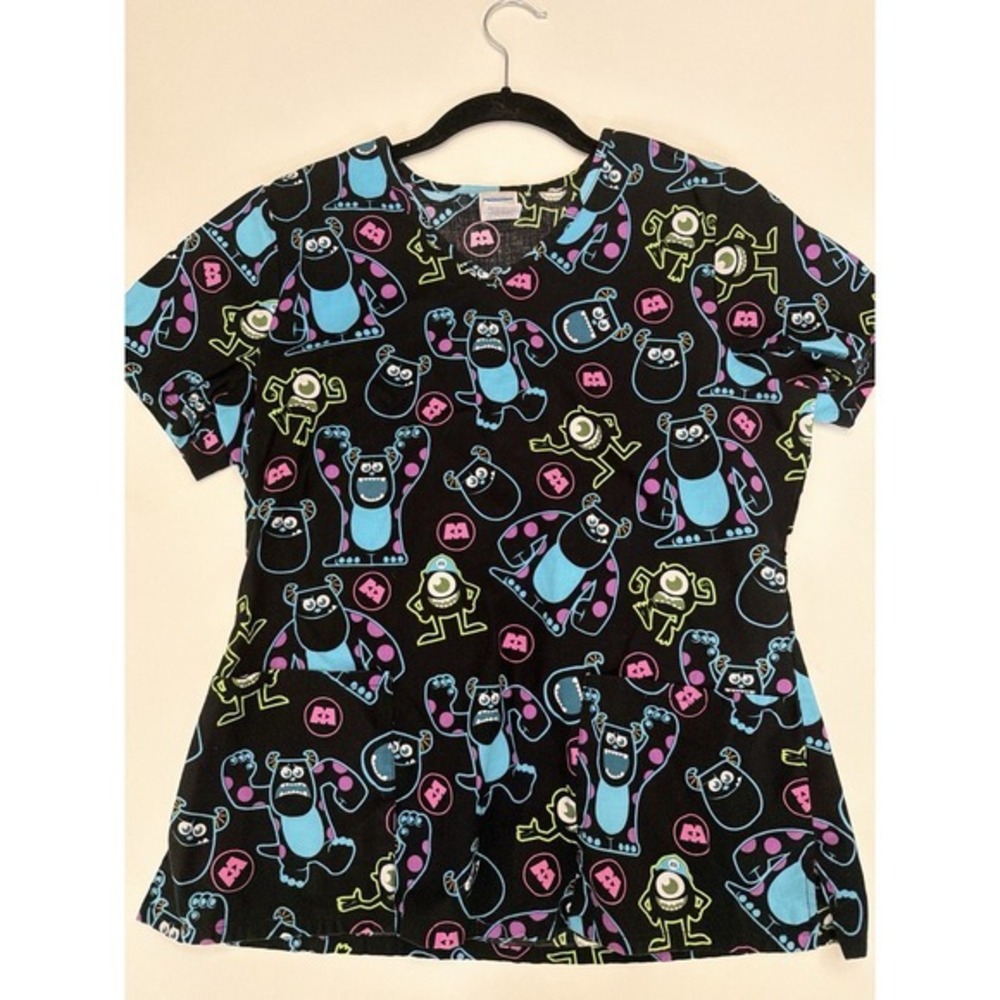 Disney Pixar Monsters Inc Scrub Top Women's M Sulley Mike Wazowski Cotton.  3924